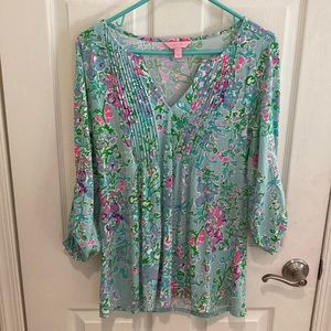 Lily Pulitzer abstract floral tunic in size small. Blue pink purple green color.